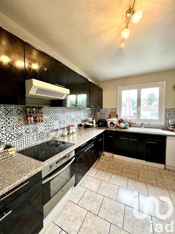 Maison - 82 m² - 5 pièces