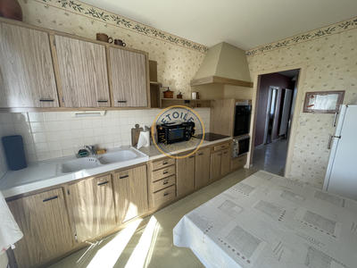 Maison - 92 m² - 5 pièces