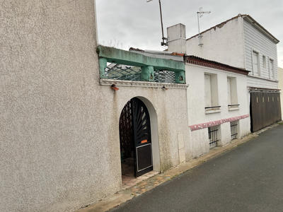 Immeuble - 98 m² - 7 pièces