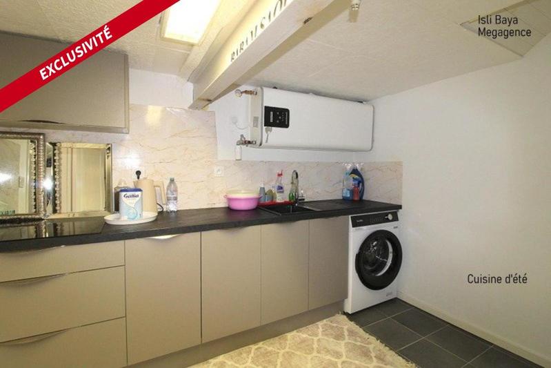 Maison - 137 m² - 6 pièces