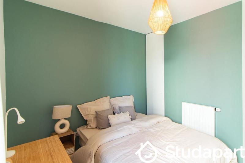 Chambre - 10 m² - 1 pièce