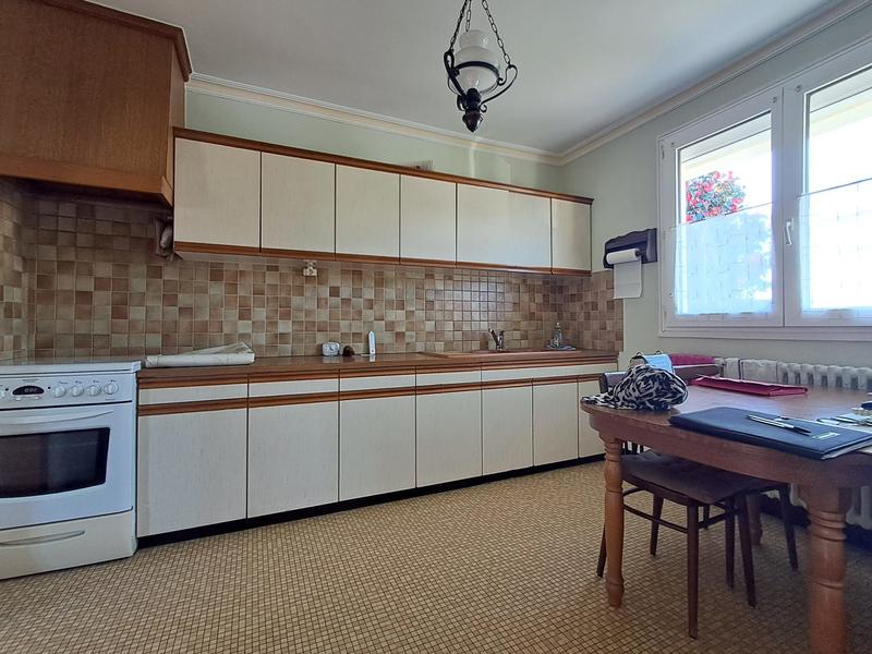 Maison - 107 m² - 6 pièces