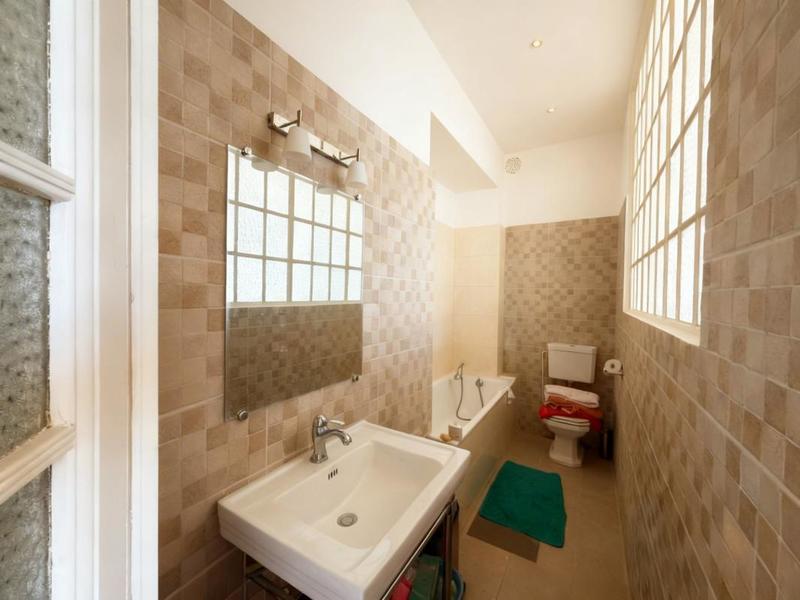 Appartement bourgeois - 275 m² - 7 pièces