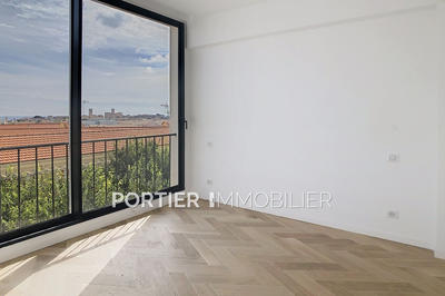 Appartement - 139 m² - 4 pièces