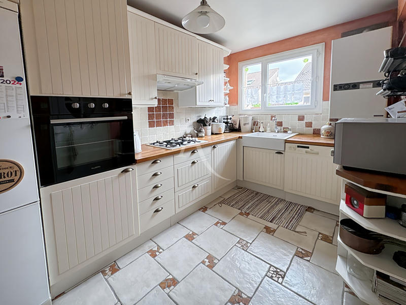 Maison - 130 m² - 6 pièces