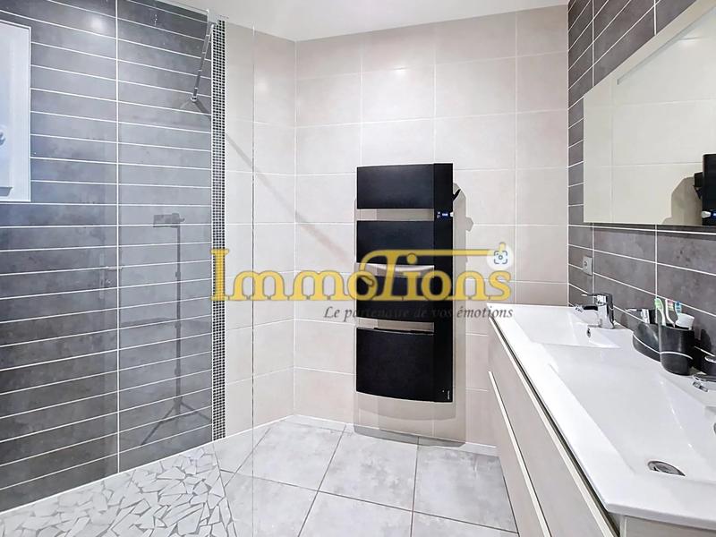 Maison - 115 m² - 6 pièces