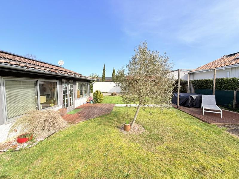 Maison - 137 m² - 6 pièces