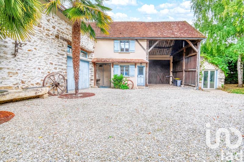 Maison - 281 m² - 10 pièces