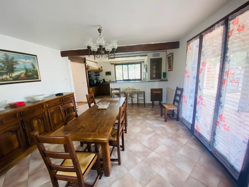 Appartement - 200 m² - 8 pièces