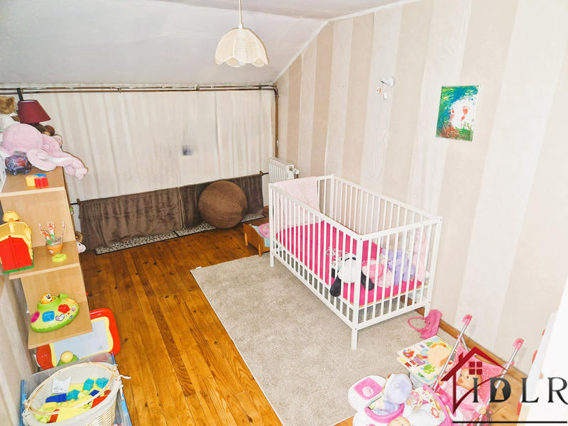 Maison - 184 m² - 6 pièces