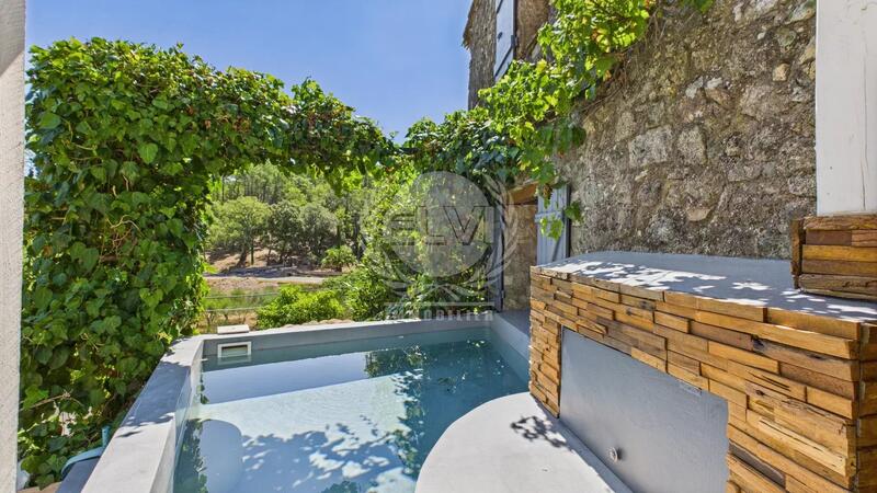 Maison - 110 m² - 7 pièces