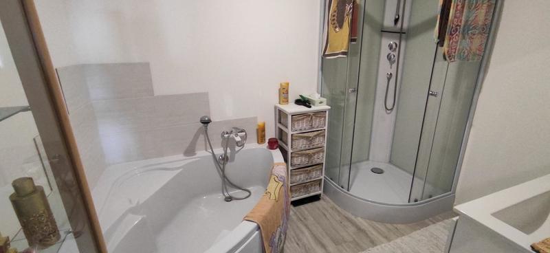 Maison - 350 m² - 7 pièces