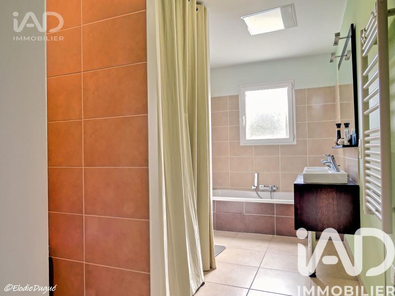 Maison - 143 m² - 6 pièces