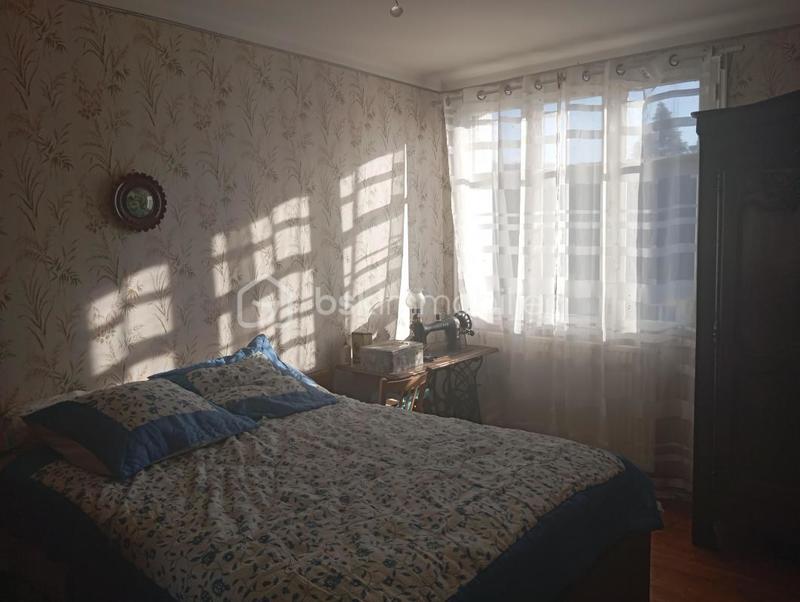 Maison traditionnelle - 97 m² - 6 pièces