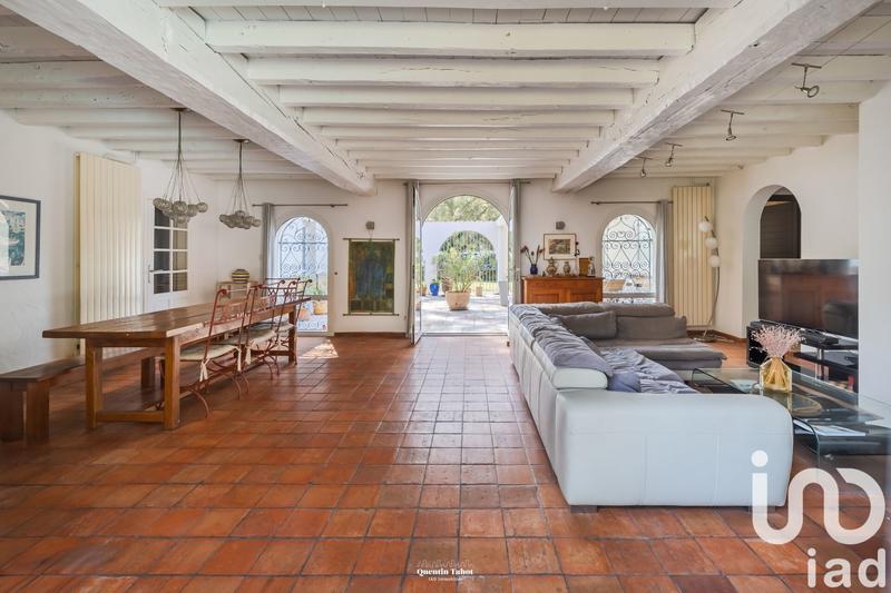 Maison de maîtres - 208 m² - 7 pièces