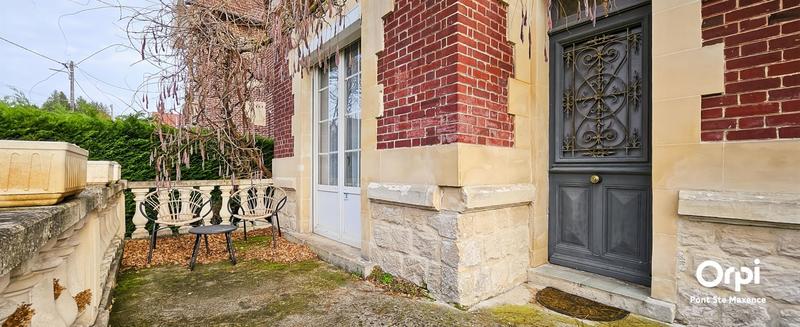 Maison de maîtres - 199 m² - 4 pièces