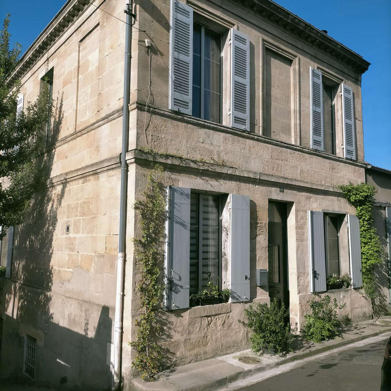 Maison - 94 m² - 5 pièces