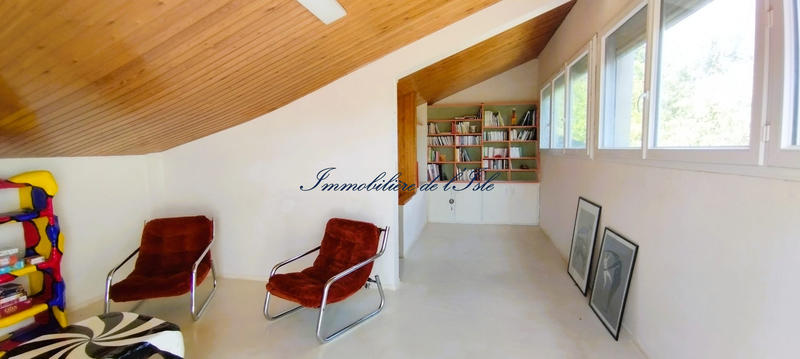 Maison - 175 m² - 8 pièces