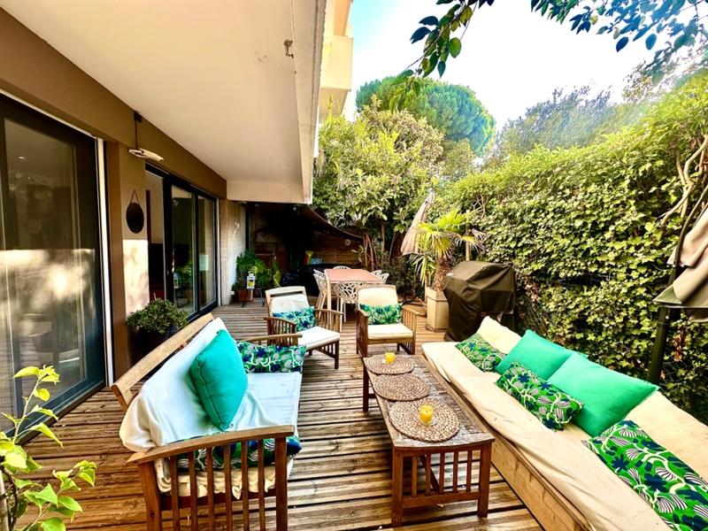 Appartement - 90 m² - 4 pièces