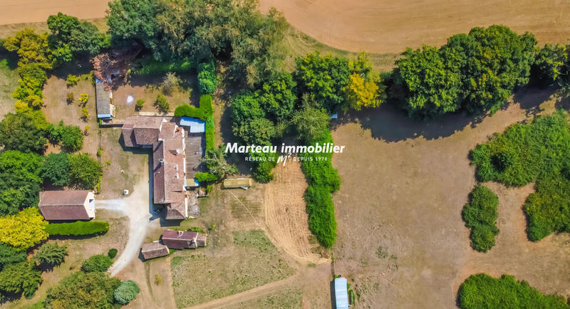 Maison - 185 m² - 8 pièces