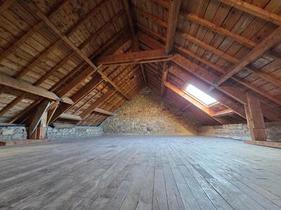 Maison en pierre - 3 pièces