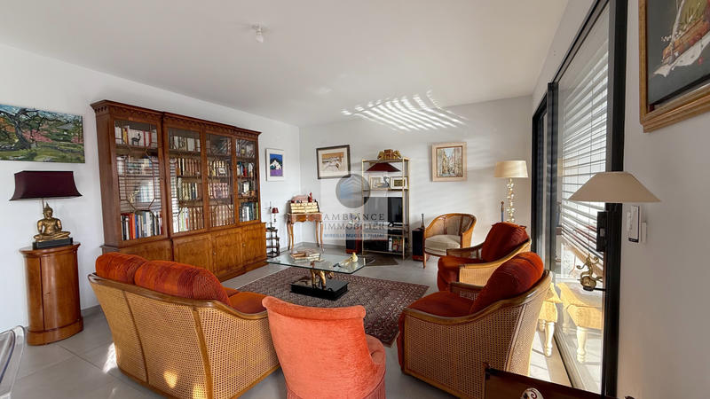 Appartement - 81 m² - 4 pièces