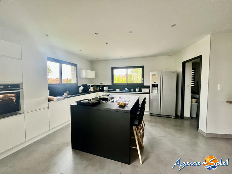 Maison - 160 m² - 5 pièces