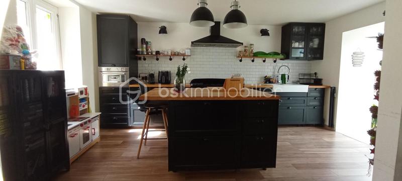 Maison - 157 m² - 5 pièces