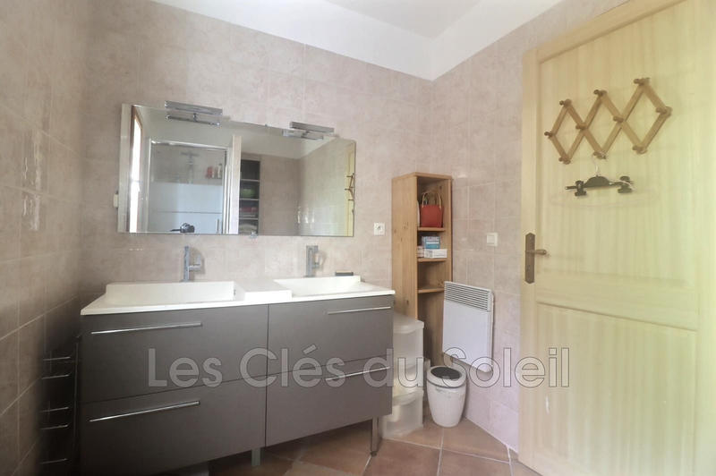 Maison - 94 m² - 6 pièces