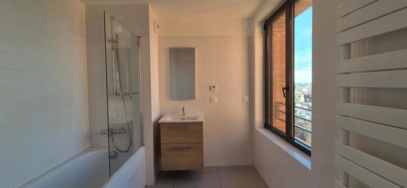 Appartement - 95 m² - 5 pièces