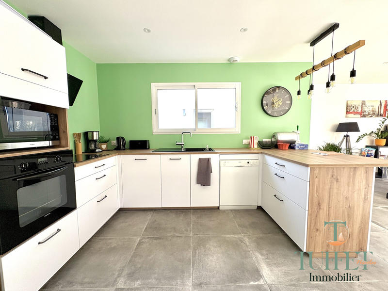 Maison - 91 m² - 4 pièces