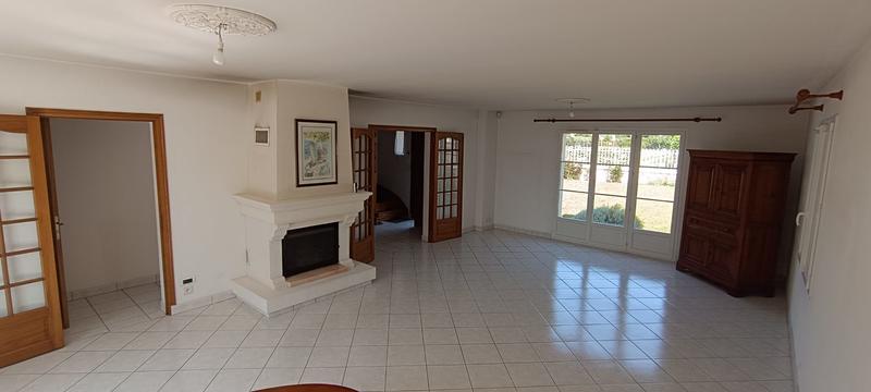 Maison traditionnelle - 205 m² - 7 pièces