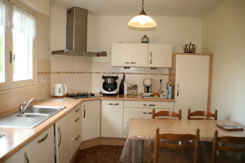 Maison - 170 m² - 9 pièces