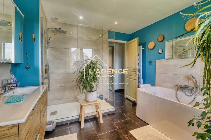 Maison - 158 m² - 6 pièces