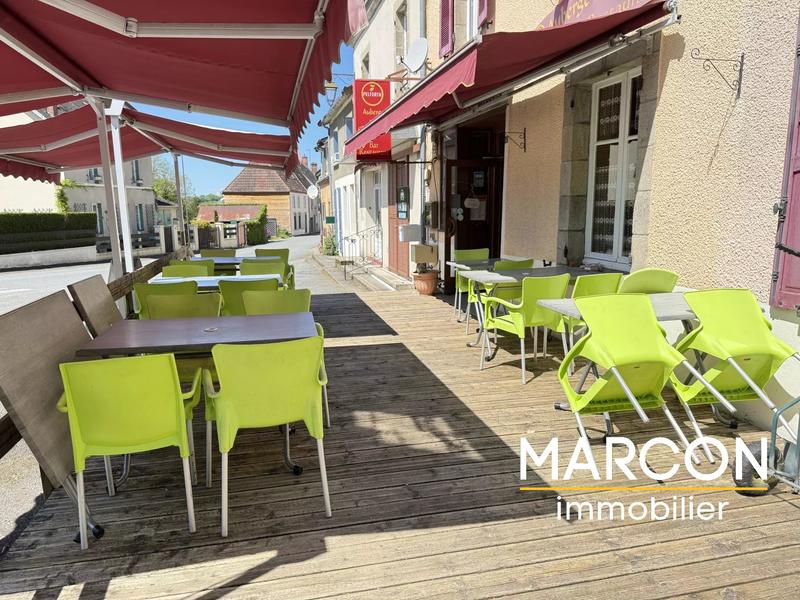 Maison de village - 300 m² - 9 pièces