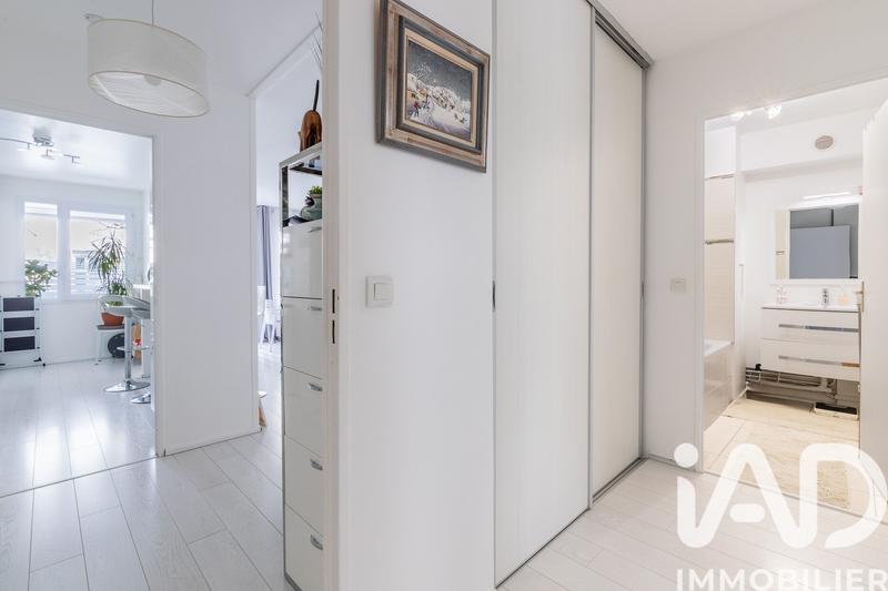 Appartement - 79 m² - 4 pièces