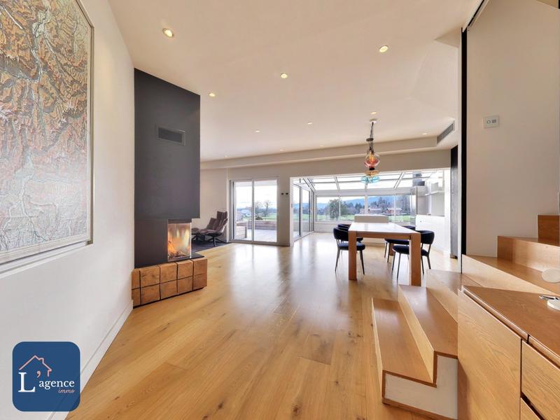 Appartement - 257 m² - 6 pièces