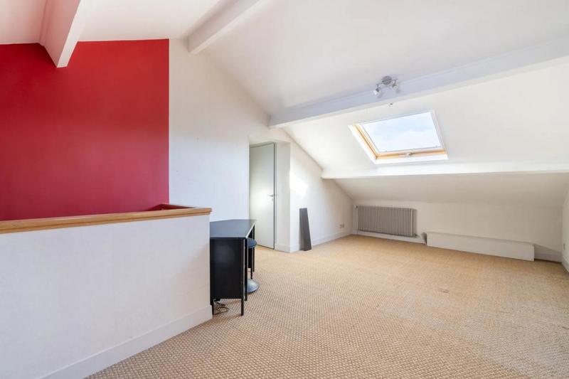 Maison - 161 m² - 10 pièces