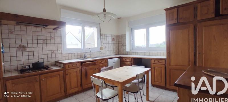 Maison - 157 m² - 9 pièces