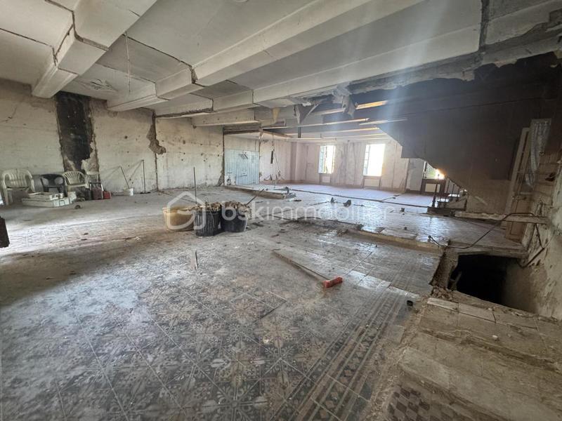 Maison en pierre - 300 m² - 2 pièces