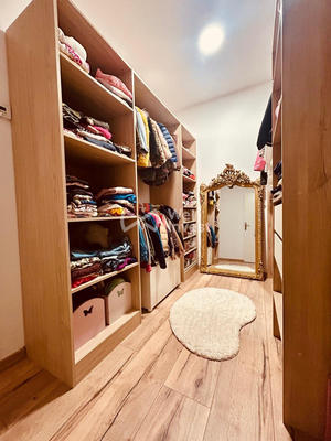 Maison - 293 m² - 6 pièces