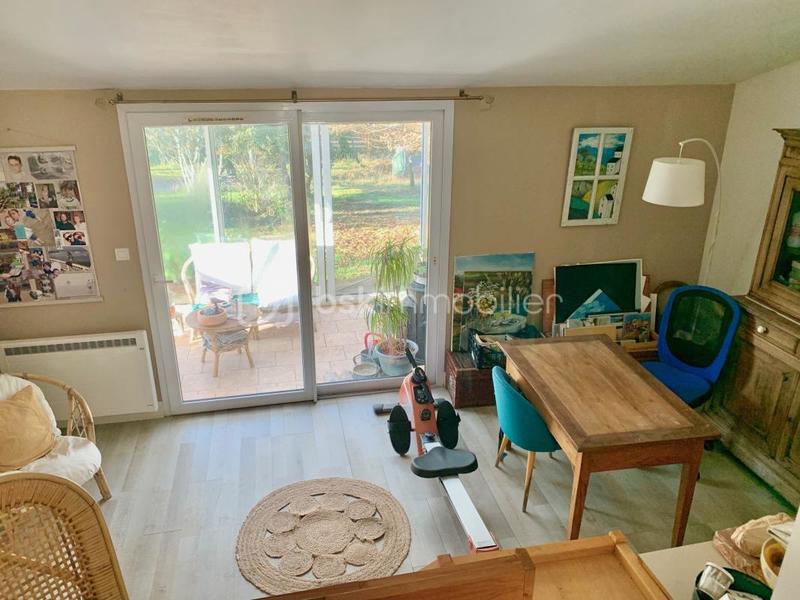 Propriété - 230 m² - 10 pièces