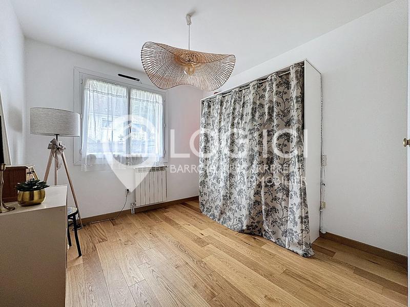 Maison - 180 m² - 7 pièces