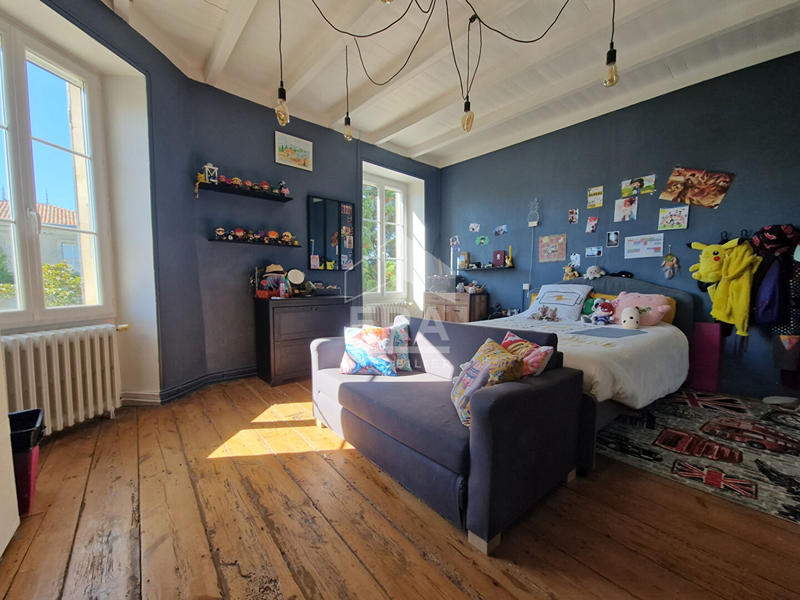 Maison - 170 m² - 7 pièces