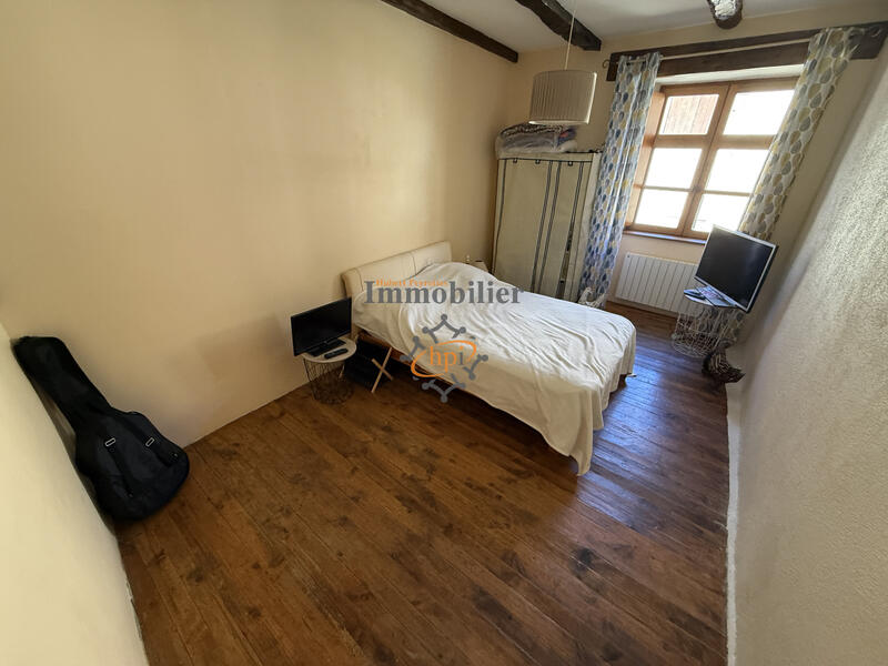 Maison - 95 m² - 3 pièces