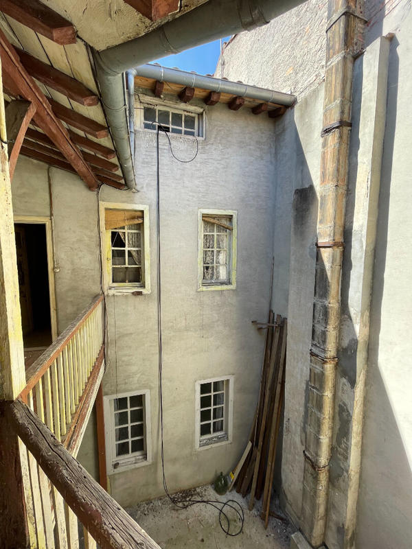 Immeuble - 220 m² - 10 pièces