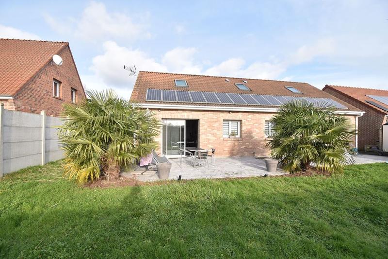 Maison - 136 m² - 5 pièces