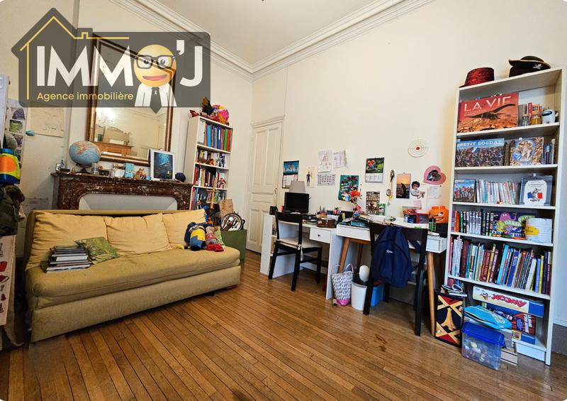 Appartement - 82 m² - 4 pièces