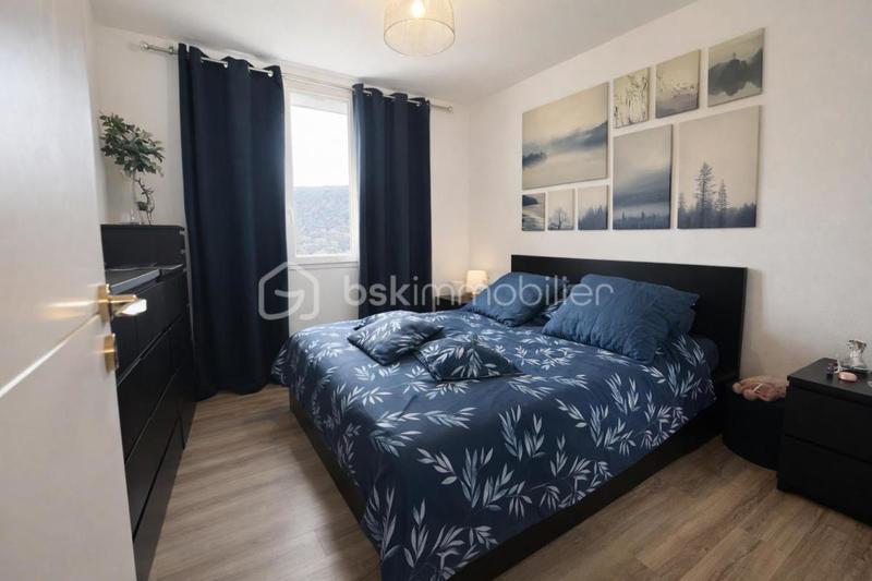 Appartement - 70 m² - 4 pièces