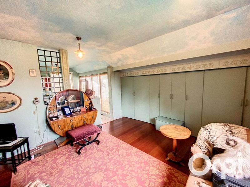 Maison - 180 m² - 6 pièces